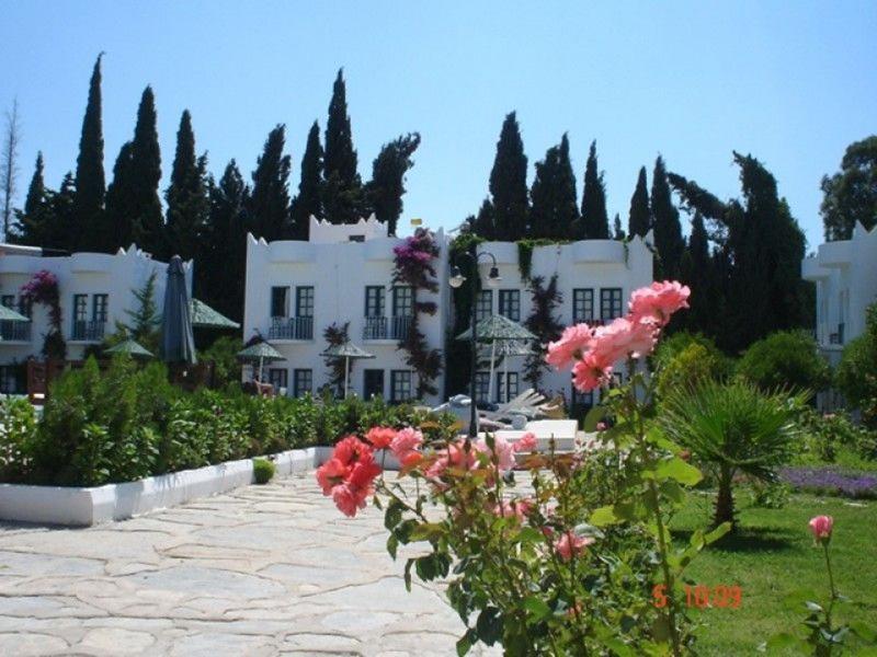 Safir Hotel Bitez Exterior photo
